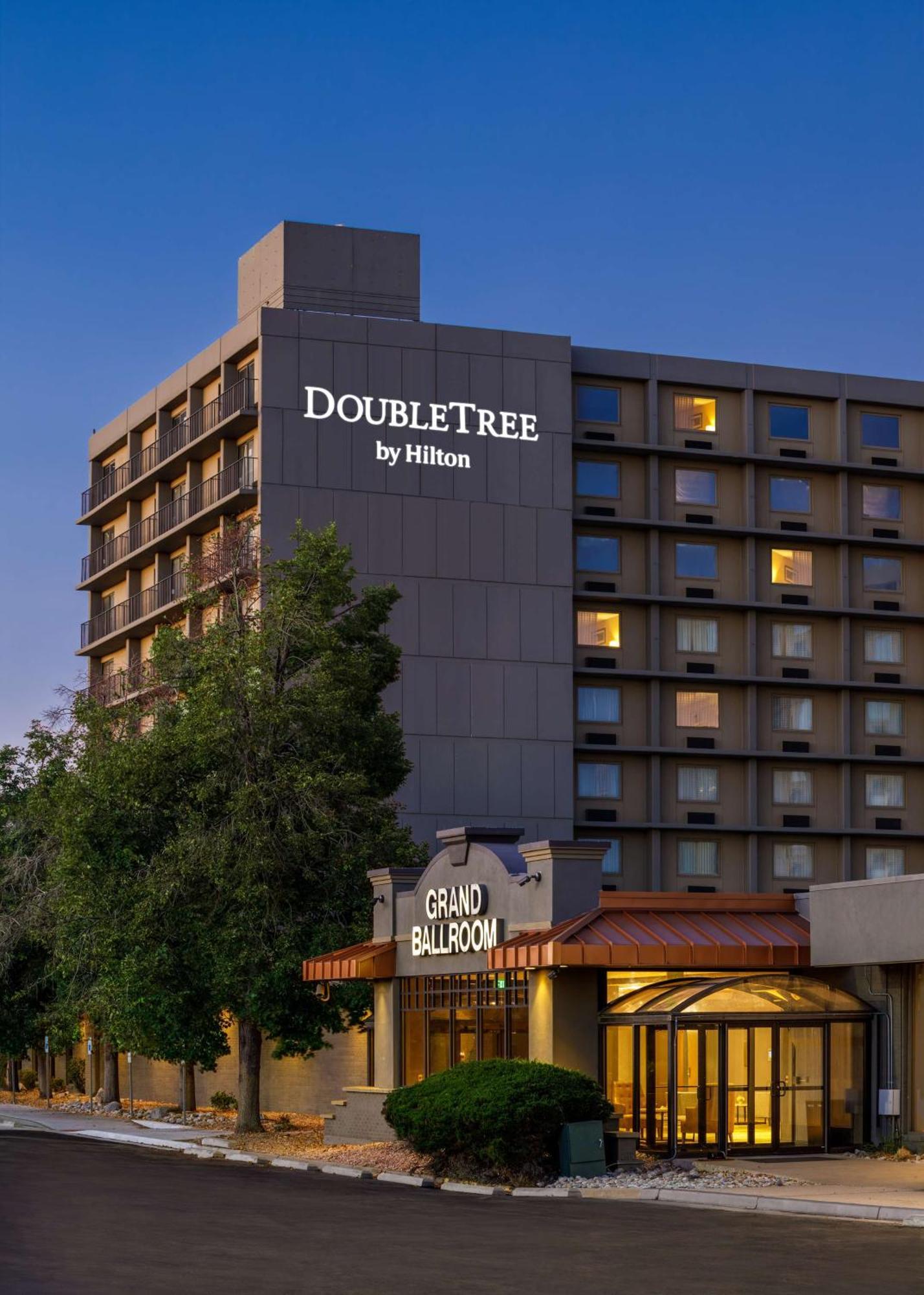 Doubletree By Hilton Hotel Denver Exteriör bild